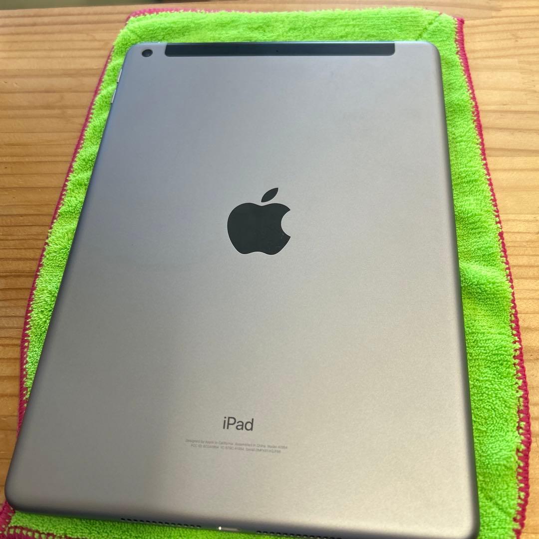 iPad モデルA1954 第6世代　2018年