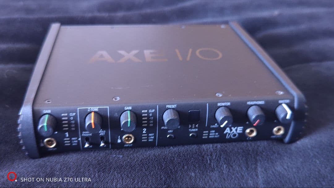 【登録解除済】IK MultimediaAXE I/Ｏオーディオインターフェイス