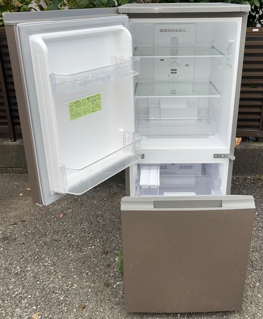 シャープ冷凍 冷蔵庫 152L 付け替えどっちもドア自動霜取り機能付2021年製