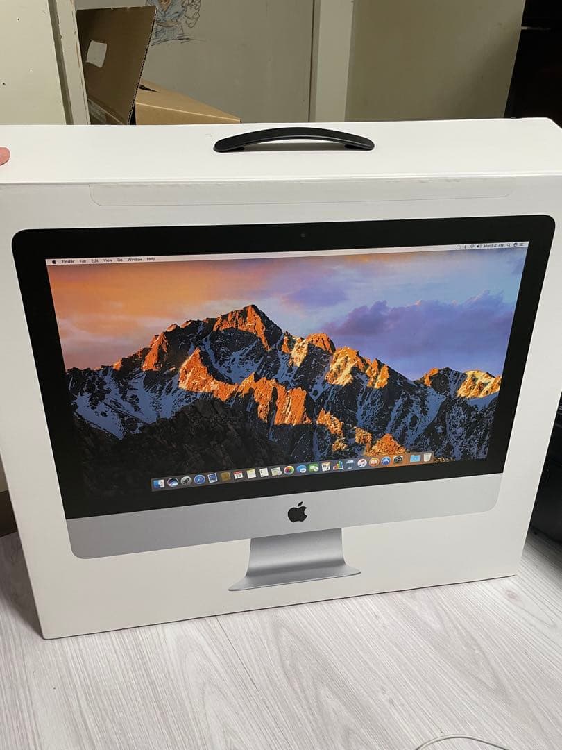 Apple iMac 21.5インチ 2017モデル