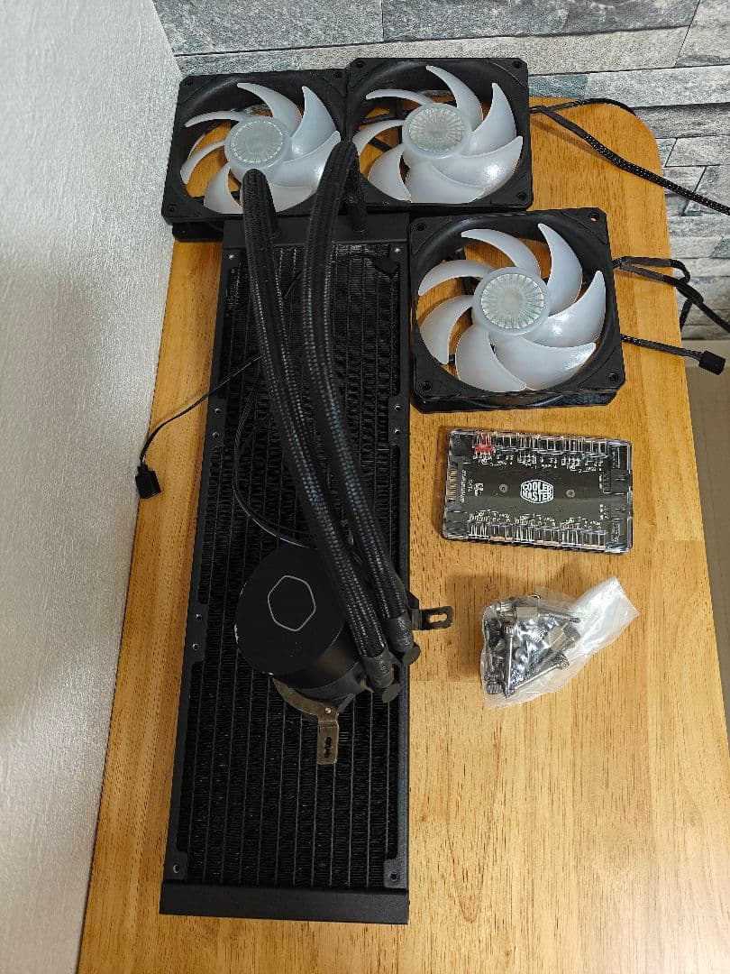 Cooler Master ML360L V2簡易水冷CPUクーラー　元箱無し