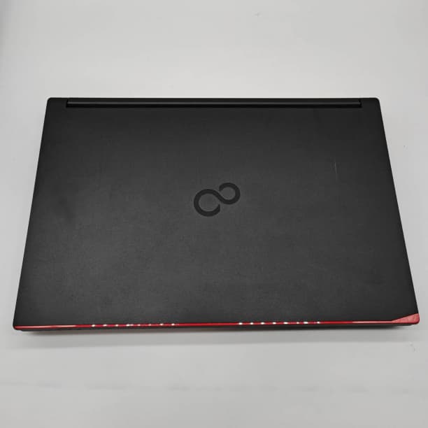 第10世代 i5 バッテリ◎ 15 富士通 32GB SSD2TB オフィス