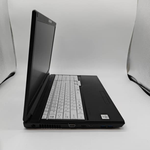 第10世代 i5 バッテリ◎ 15 富士通 32GB SSD2TB オフィス
