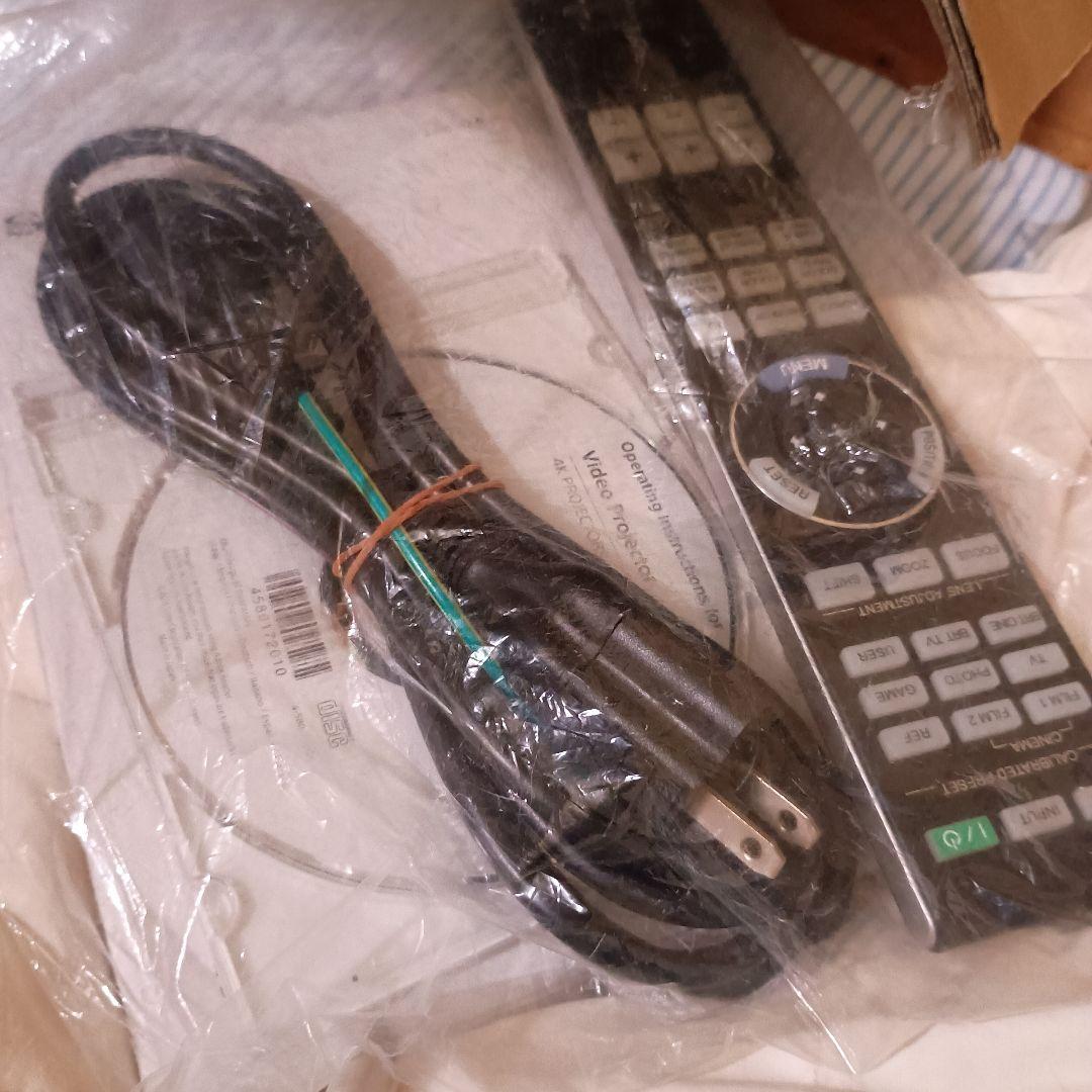 超美品　SONY プロジェクター リアル4K VW515ES　愛知より