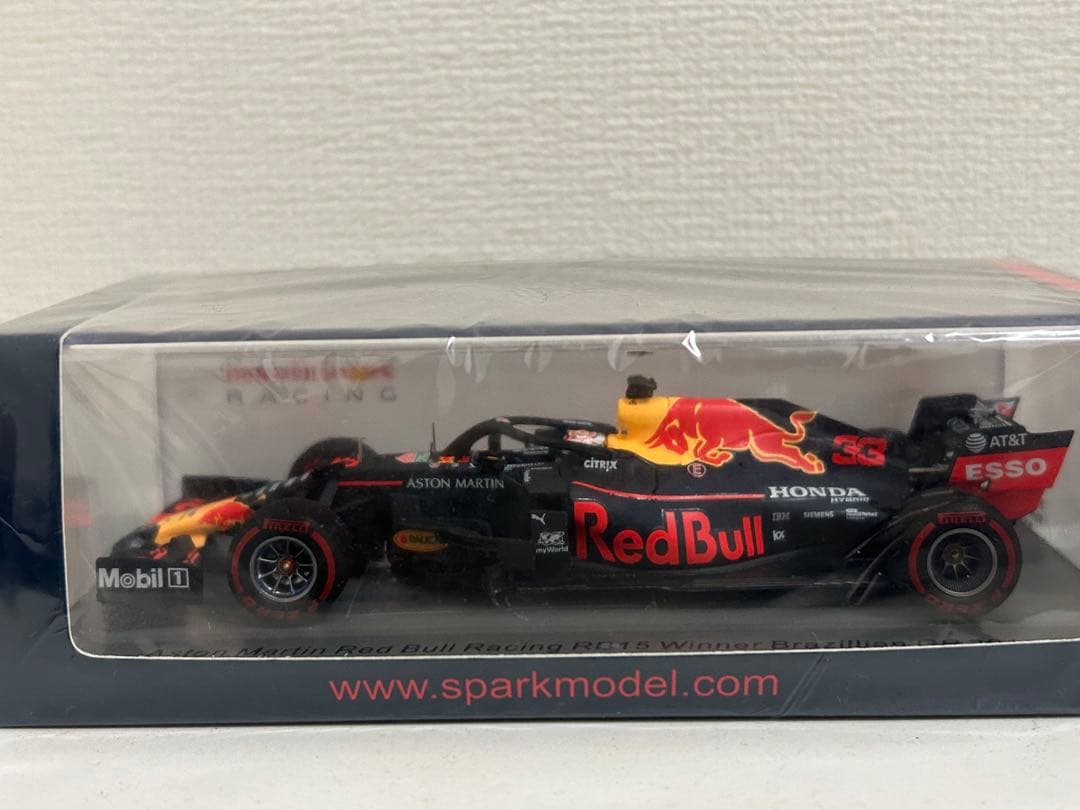 スパーク1/43 Red Bull RB15 ブラジルGP M.フェルスタッペン