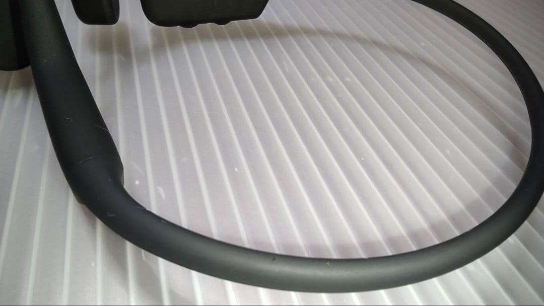 Shokz　ショックス　OpenComm2　骨伝導　ワイヤレス　イヤホン