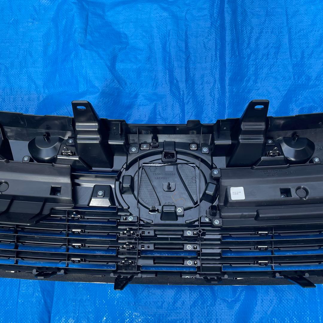 ヴェルファイア　モデリスタ　フロントグリル　ブラック