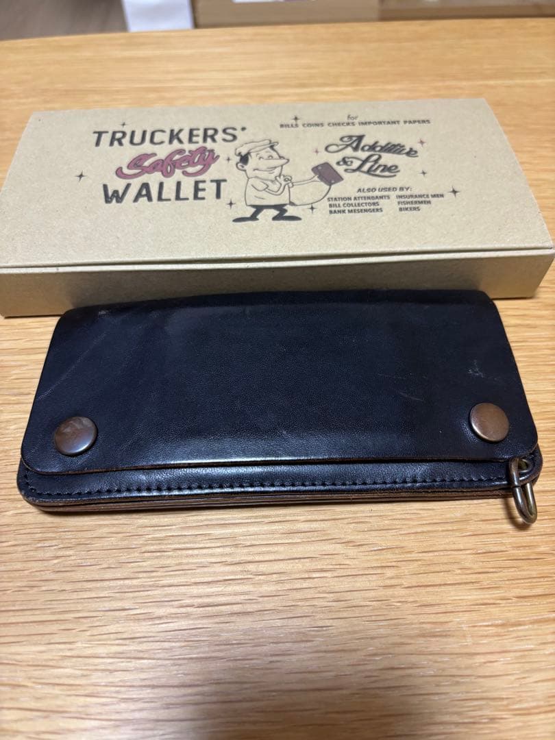 Additive and Line トラッカーウォレット TW-004 3層