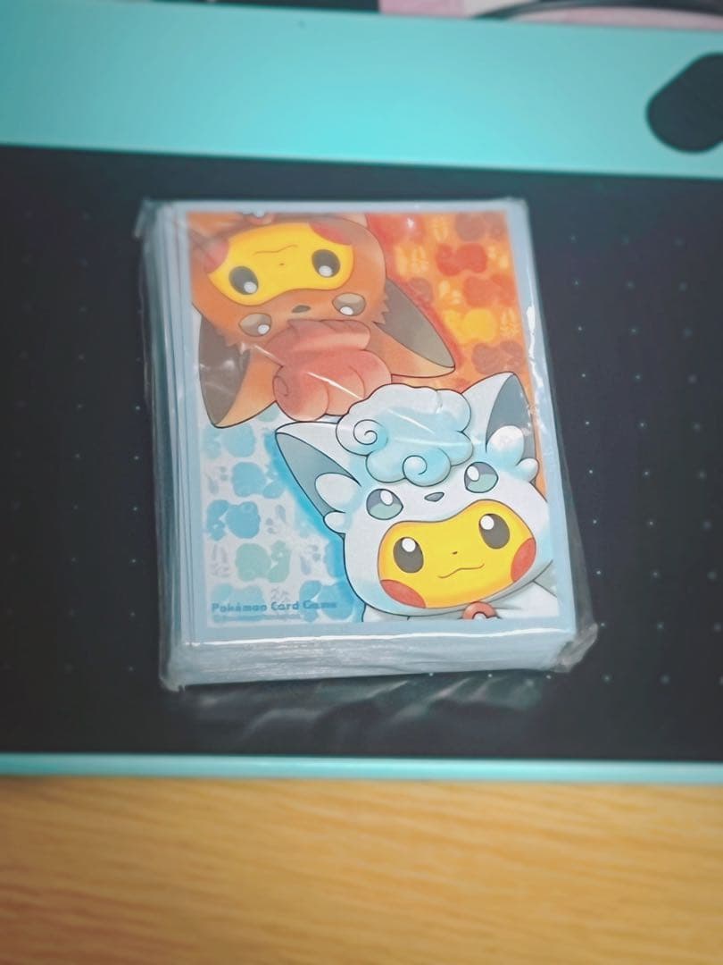 【60枚】ロコン ポンチョ デッキシールド ポケモンカード ポケカ スリーブ