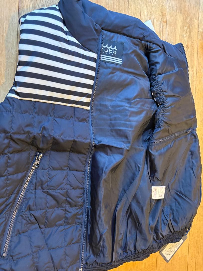 新品タグ付きmuta ムータ　ダウン　ベスト ゴルフM 定価30,800円