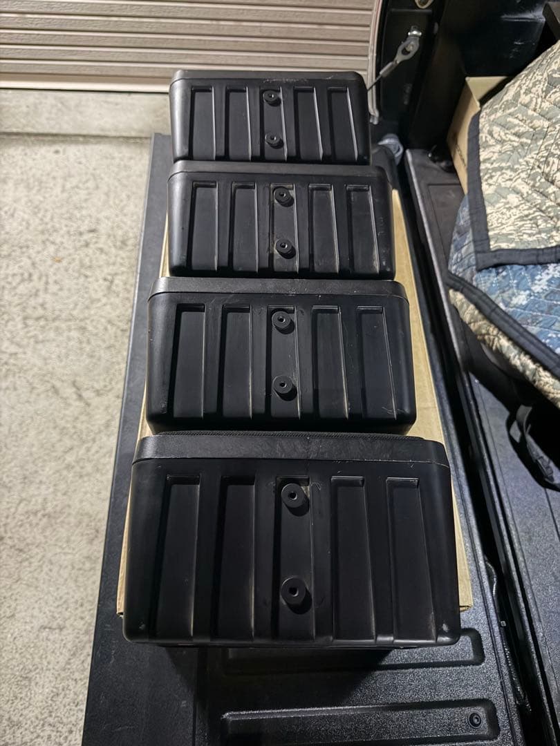 BOSE101MM 天吊りブラケット付×4台