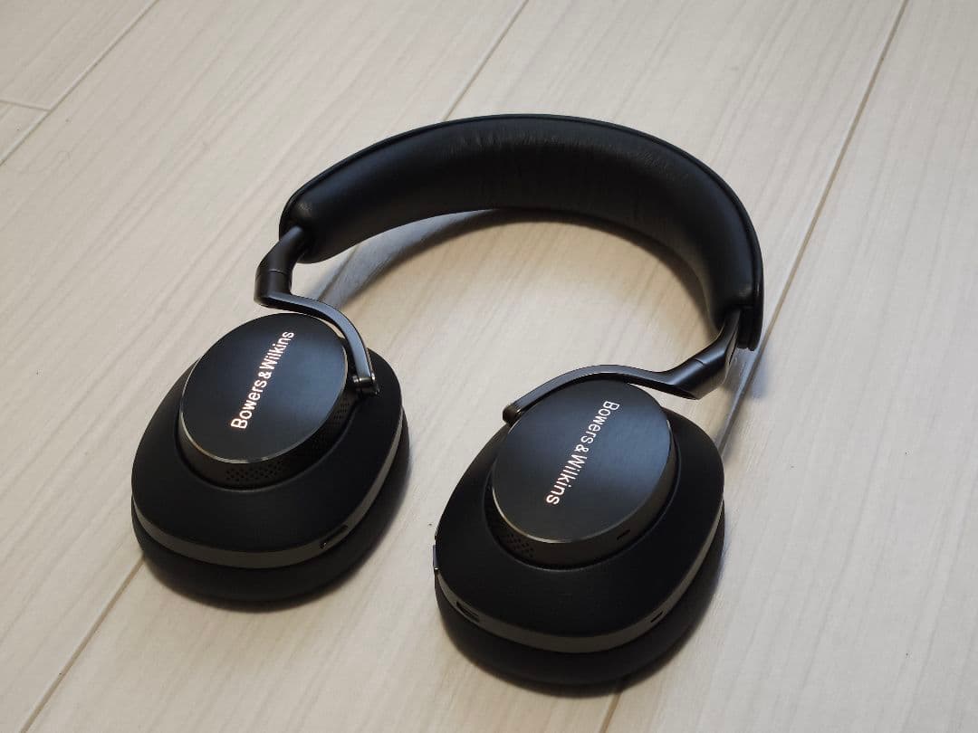 Bowers & Wilkins PX8 ワイヤレスヘッドホン ブラック