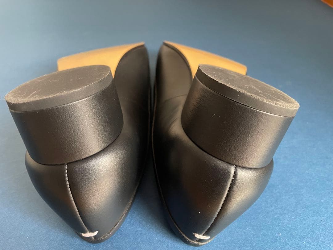 マルタンマルジェラ レディースパンプス