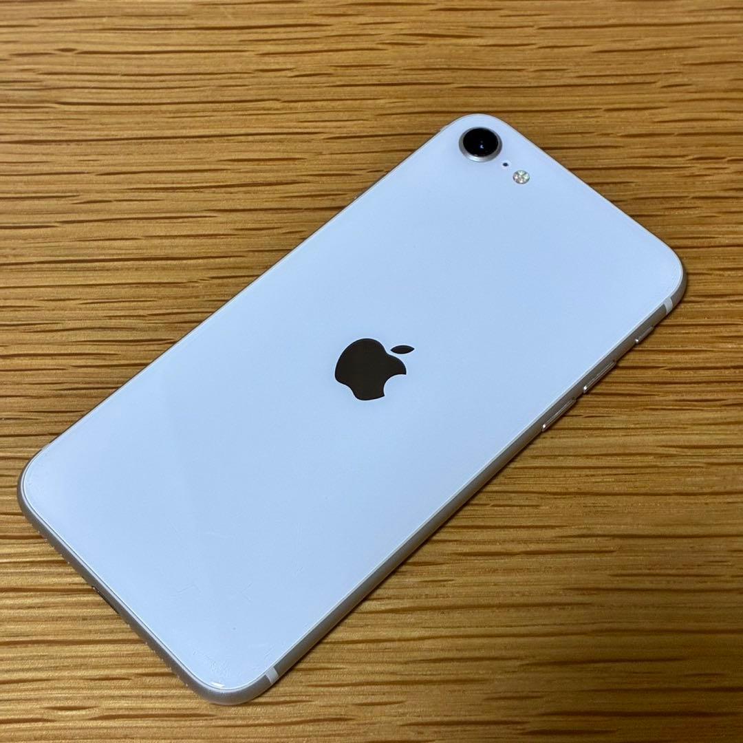 Ya17700 iPhone SE第3世代64GB SIMフリー　美品