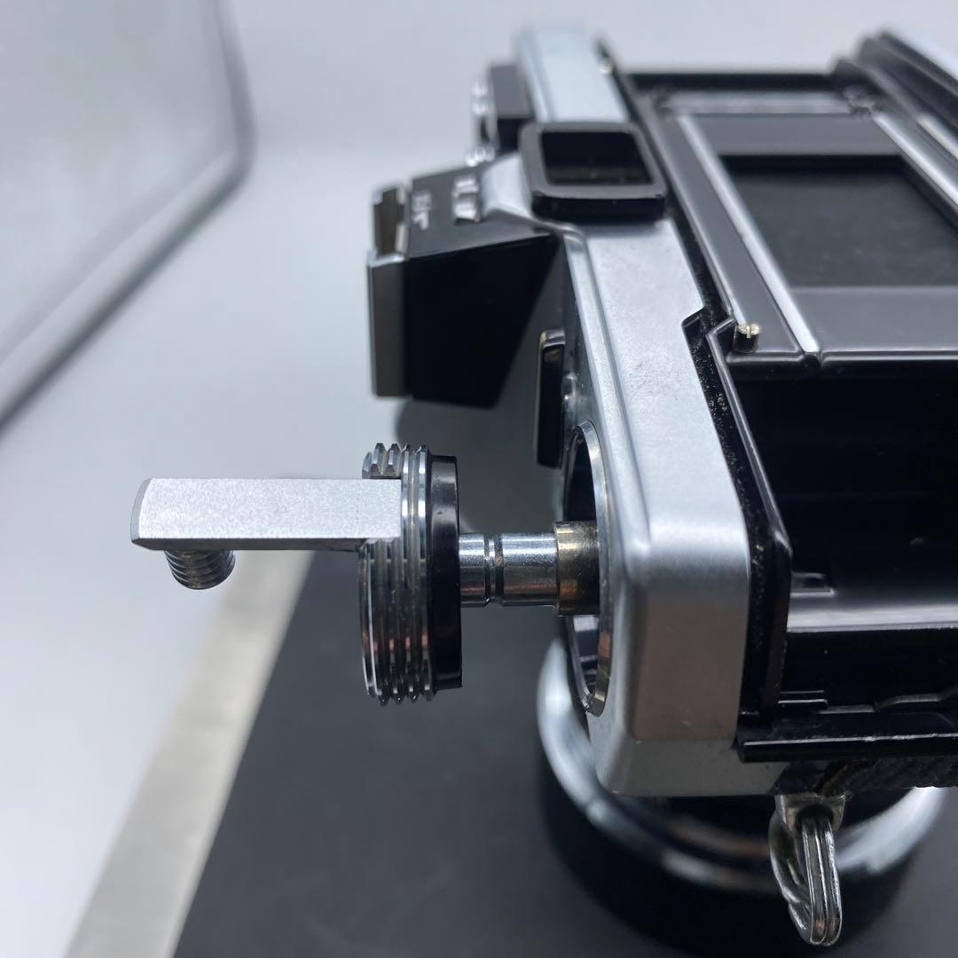 オリンパス　OM 1 50 m m レンズ付き