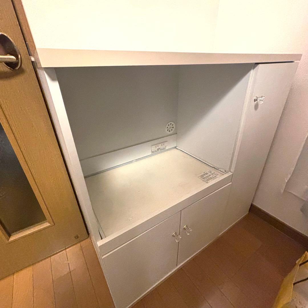 ニトリ　2015年購入　食器棚　キッチンボード