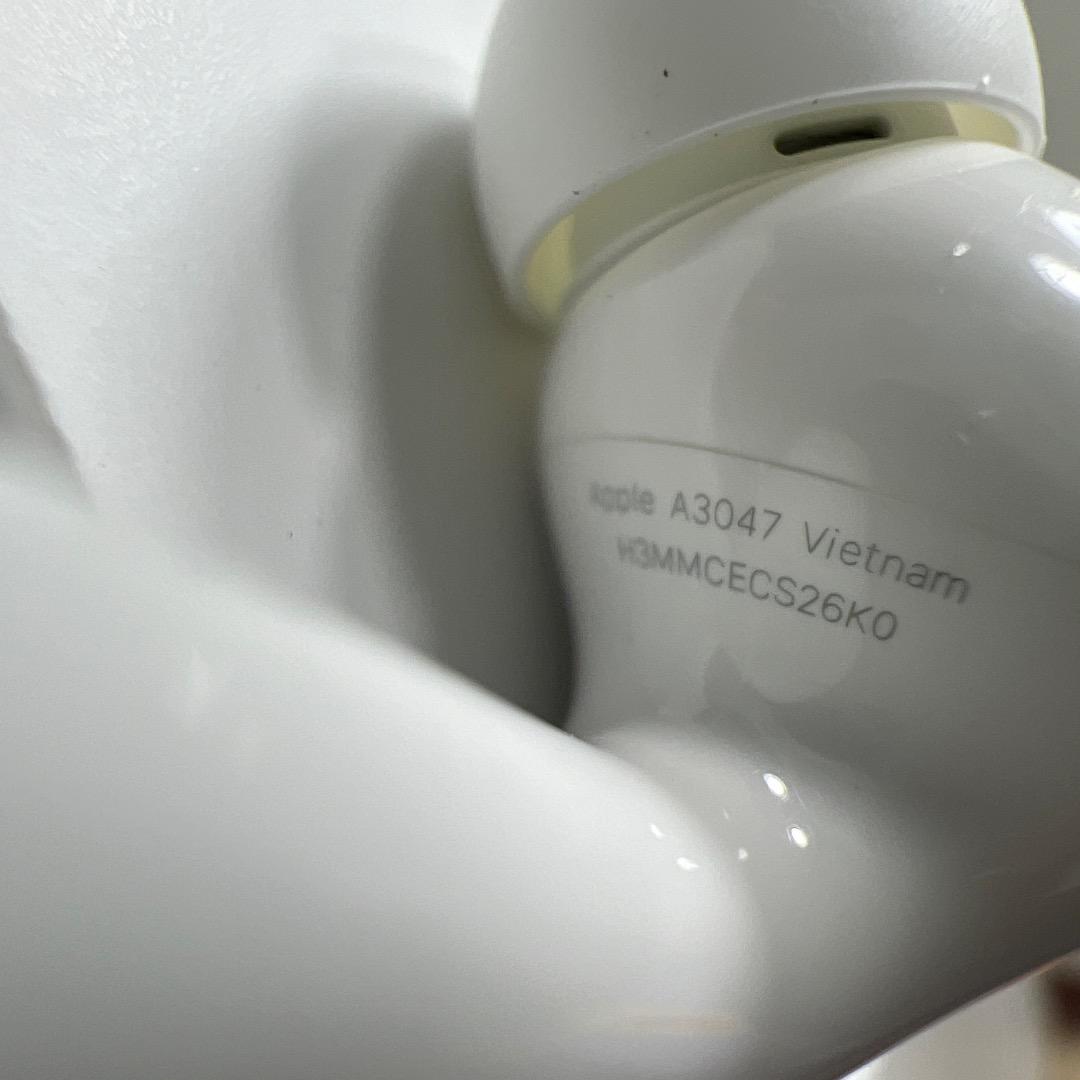 AirPods Pro 第2世代 usb-c 右耳 A3047 [70]