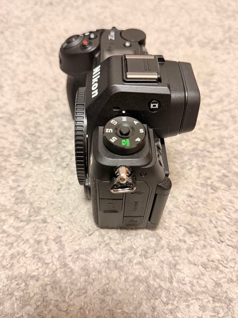 Nikon Z 6 III ミラーレス一眼 本体と付属品