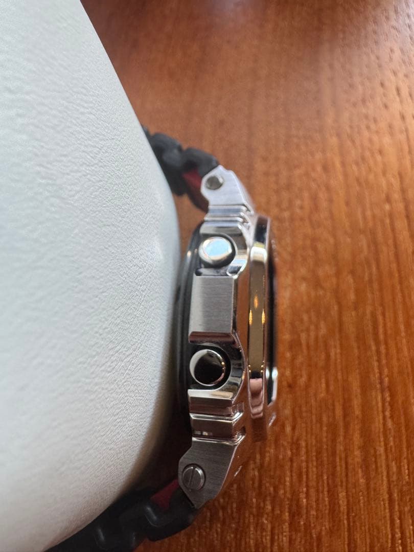 【カシオ】G-SHOCKフルメタルケース GMW-B5000-1JF