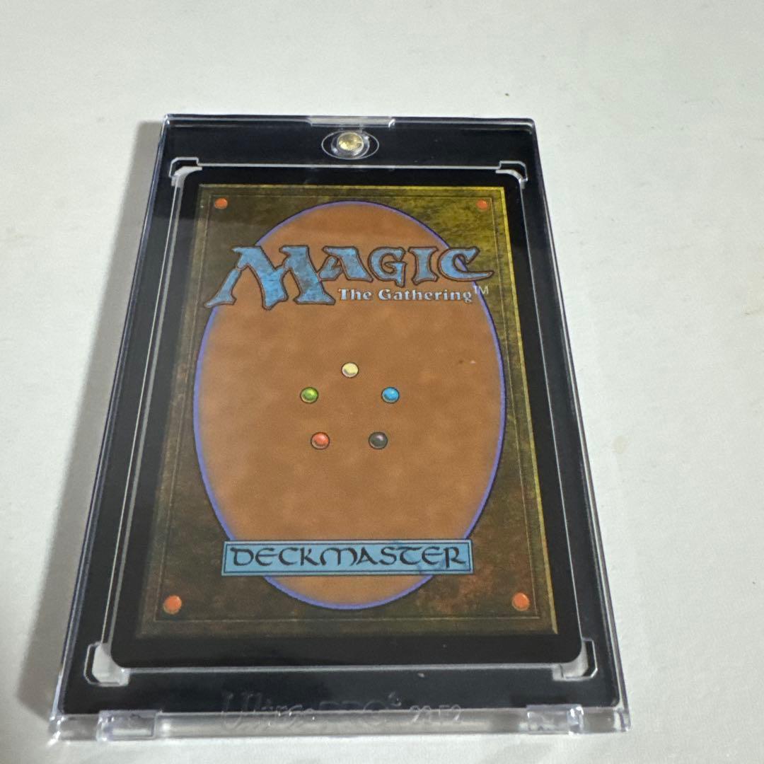 戰慄衆の将軍、リリアナ