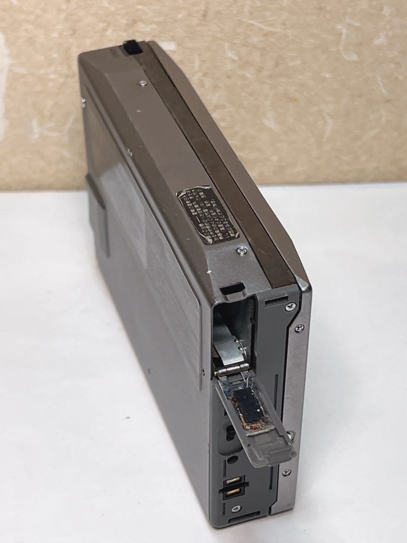 AIWA【HS-PX30】ポータブルカセットプレーヤージャンク