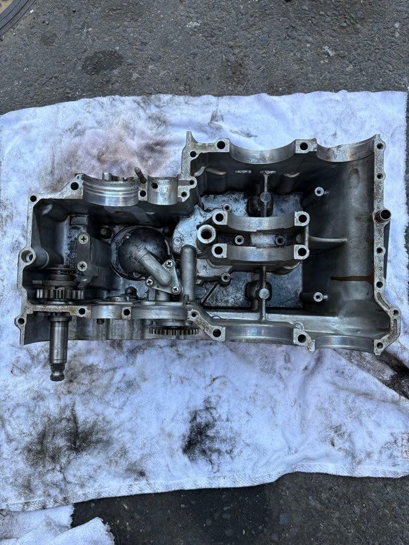 GS400 クランクケース　腰下