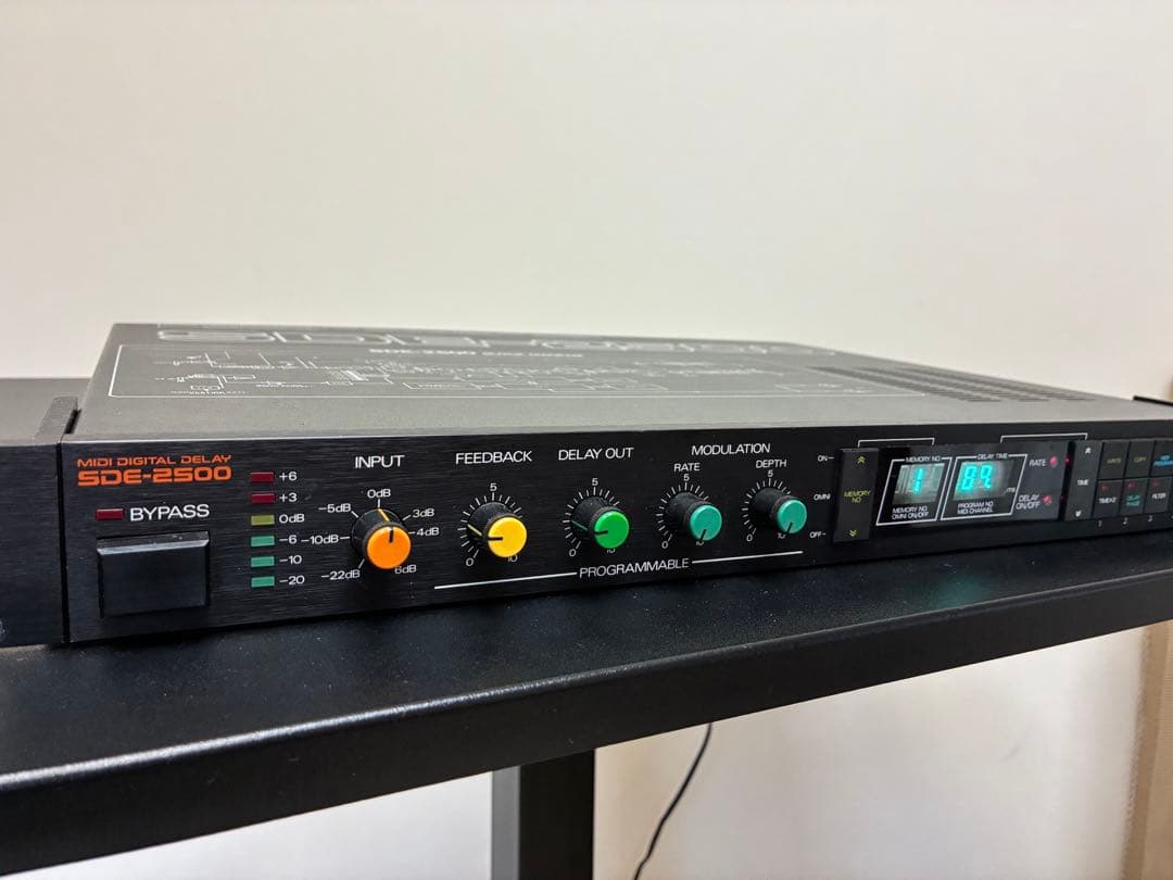 Roland SDE-2500 デジタルディレイ