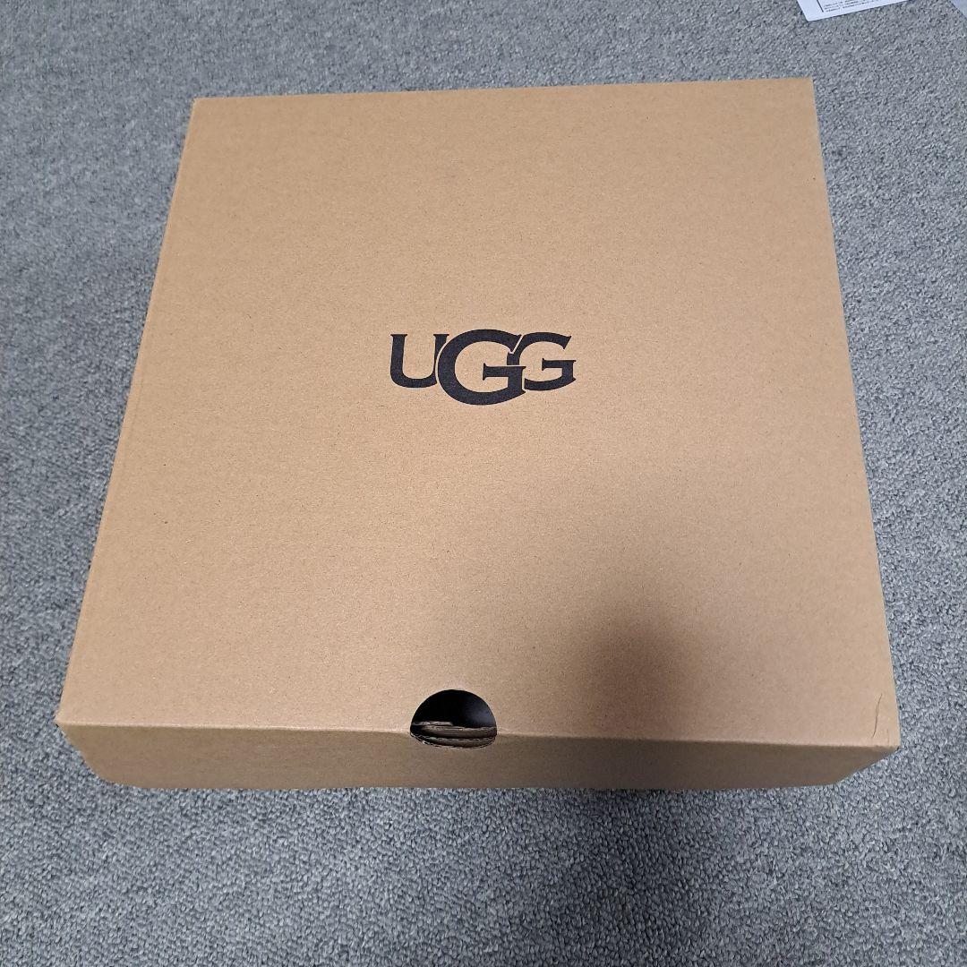 UGG ブラック スリッパサンダル