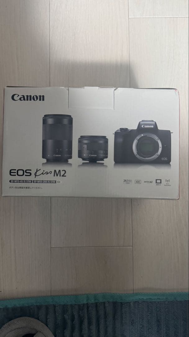 Canon EOS Kiss M2ダブルズームキット ブラック