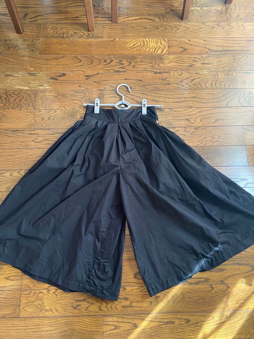 ハーベスティー　キュロット　パンツ　黒