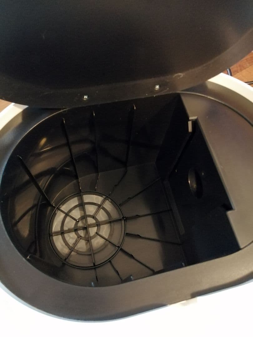 neabot Ｑ11お掃除ロボット　掃除　水拭き　自動吸引