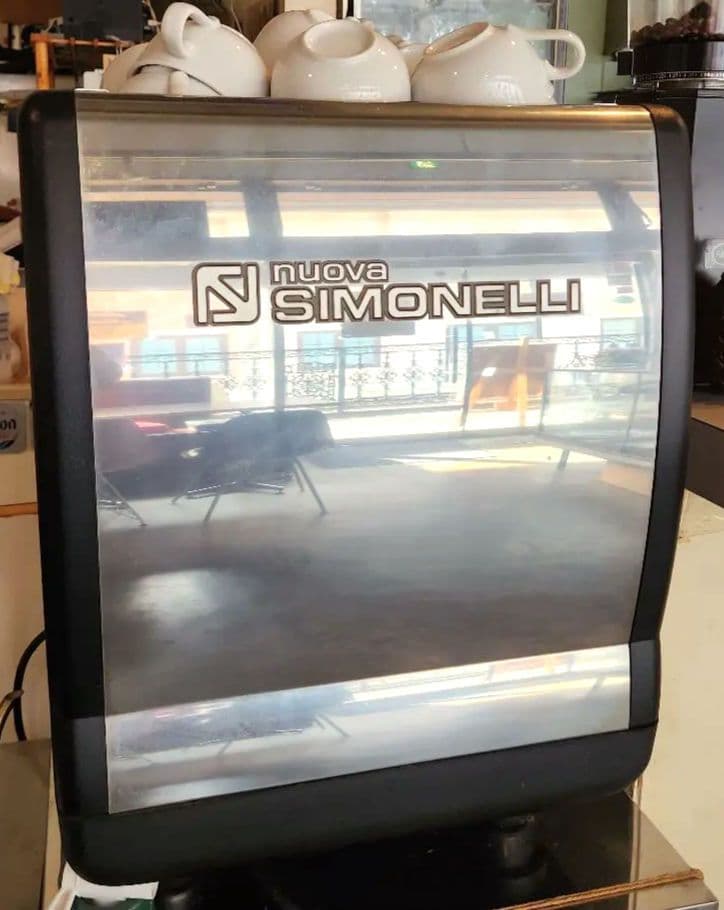 SIMONELLI Appia エスプレッソマシン
