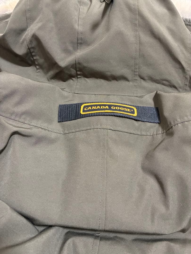 【美品】  ジャスパーパーカ　XSカーキ