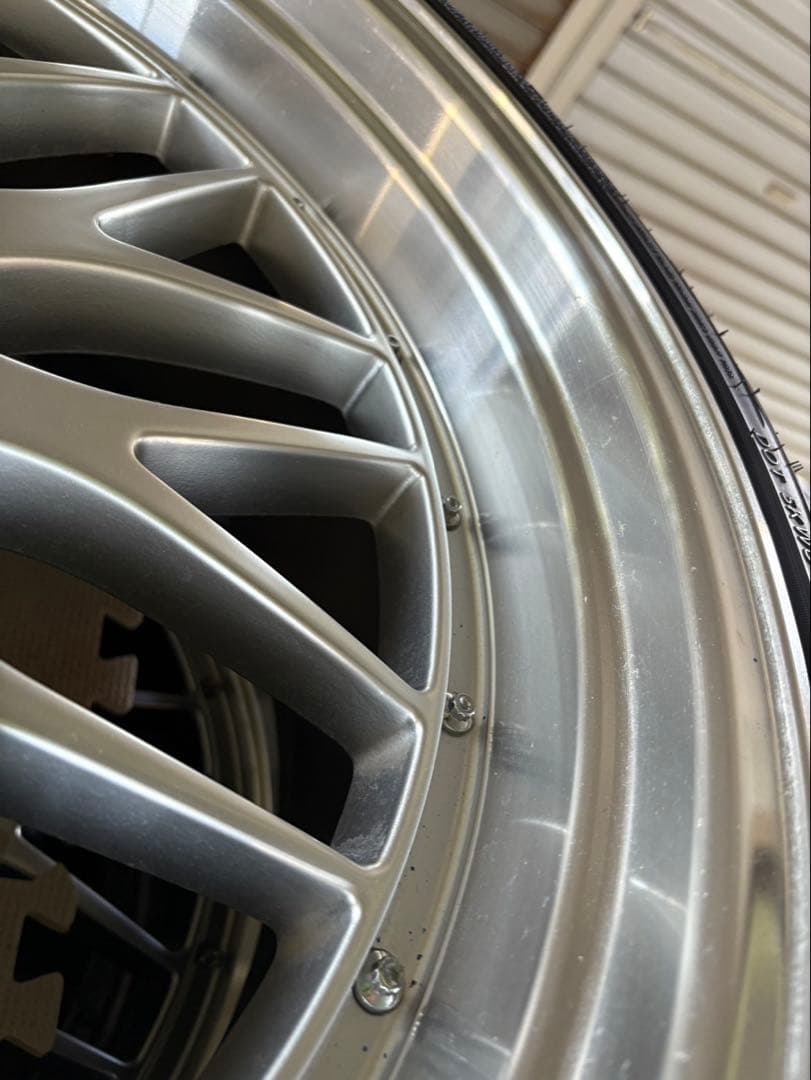 20インチホイール　タイヤ付き