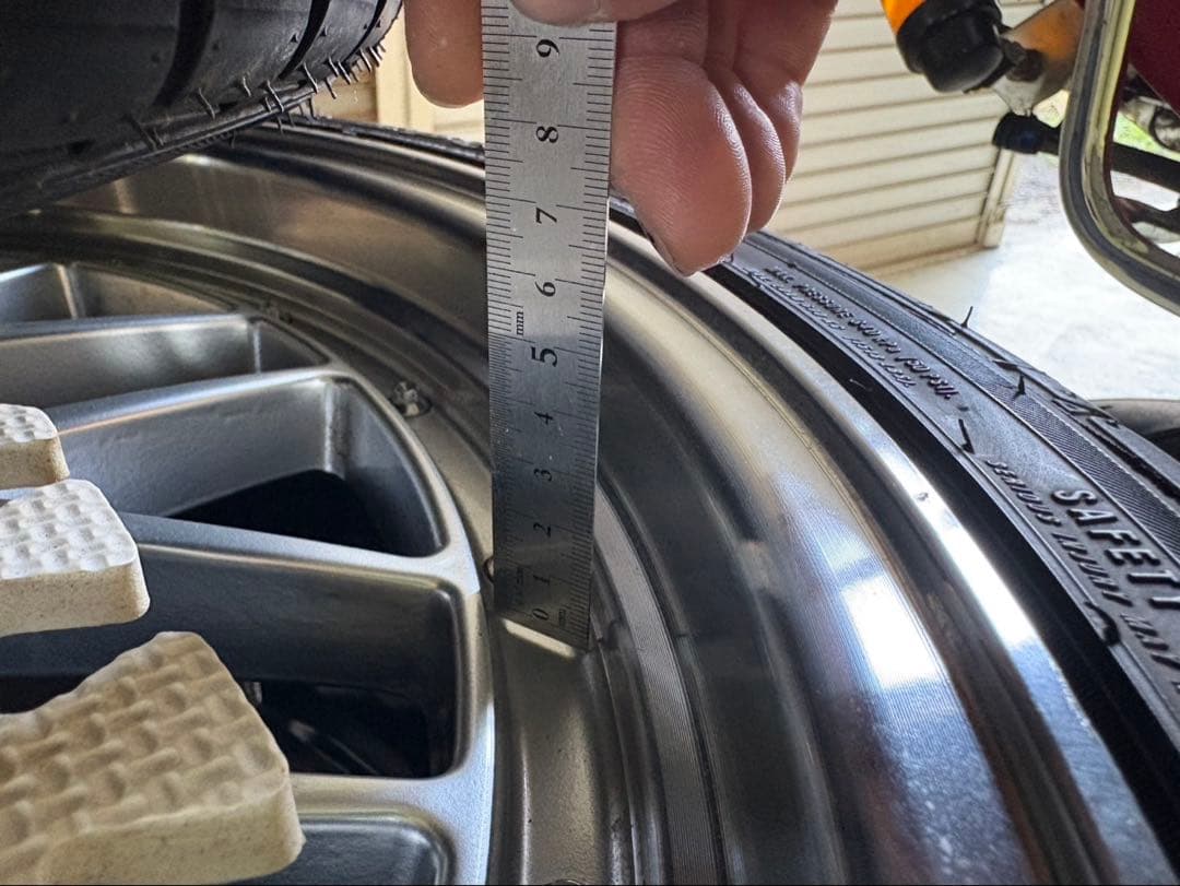 20インチホイール　タイヤ付き