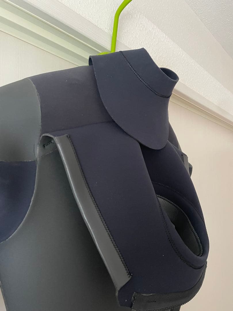 Taka　　美品　セミドライ　ウェットスーツ　5mm/3mm