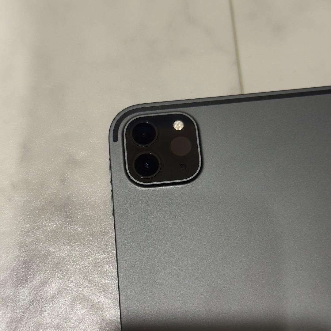 Apple iPad Pro 12.9インチ 第5世代 128GB Wi-Fi