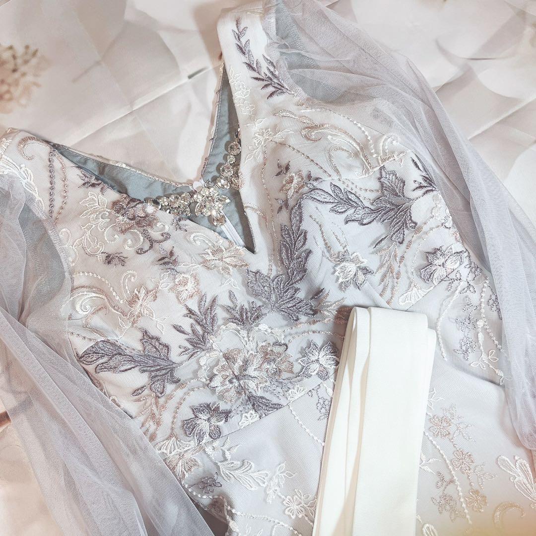 刺繍レース　フレア　リボンレース袖