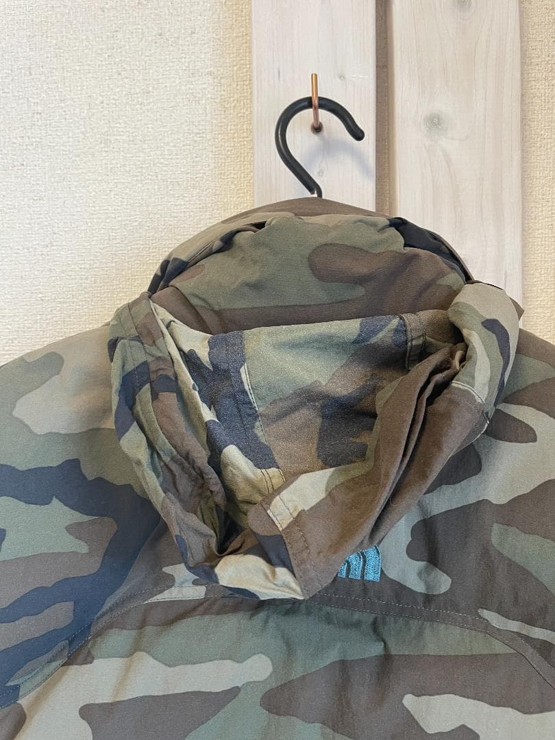 【値下げ】ノースフェイス 未使用 カモフラージュ迷彩ダウンベスト メンズS