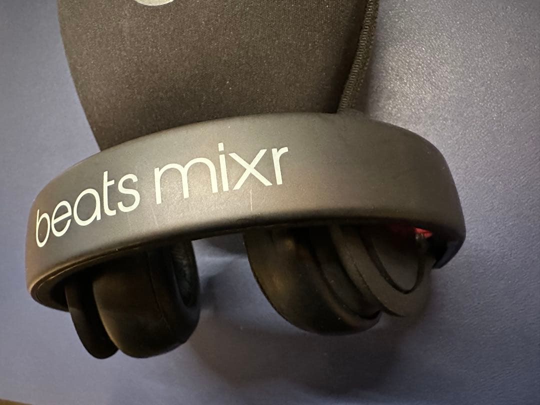 Beats beats mixr ブラック/レッド