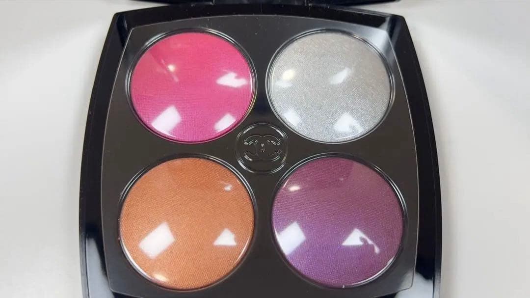 新品CHANEL シャネル　エンチャンテッド　ナイト　アイシャドウ/チークカラー