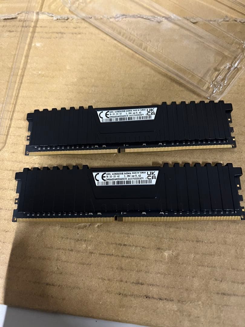 メモリー CORSAIR DDR4 2*32GB 3600MHz
