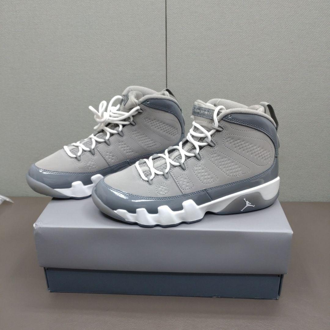 エアージョーダン９ クールグレイ