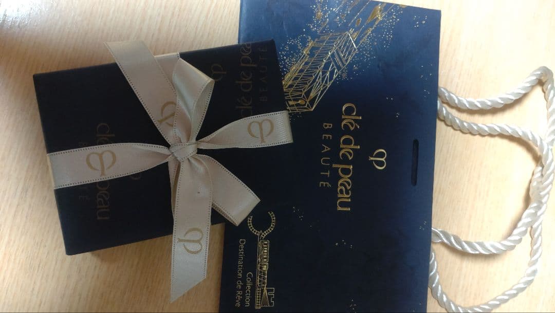 ラスト1！ギフト包装！クレドポーボーテオンブルクルールクアドリ504