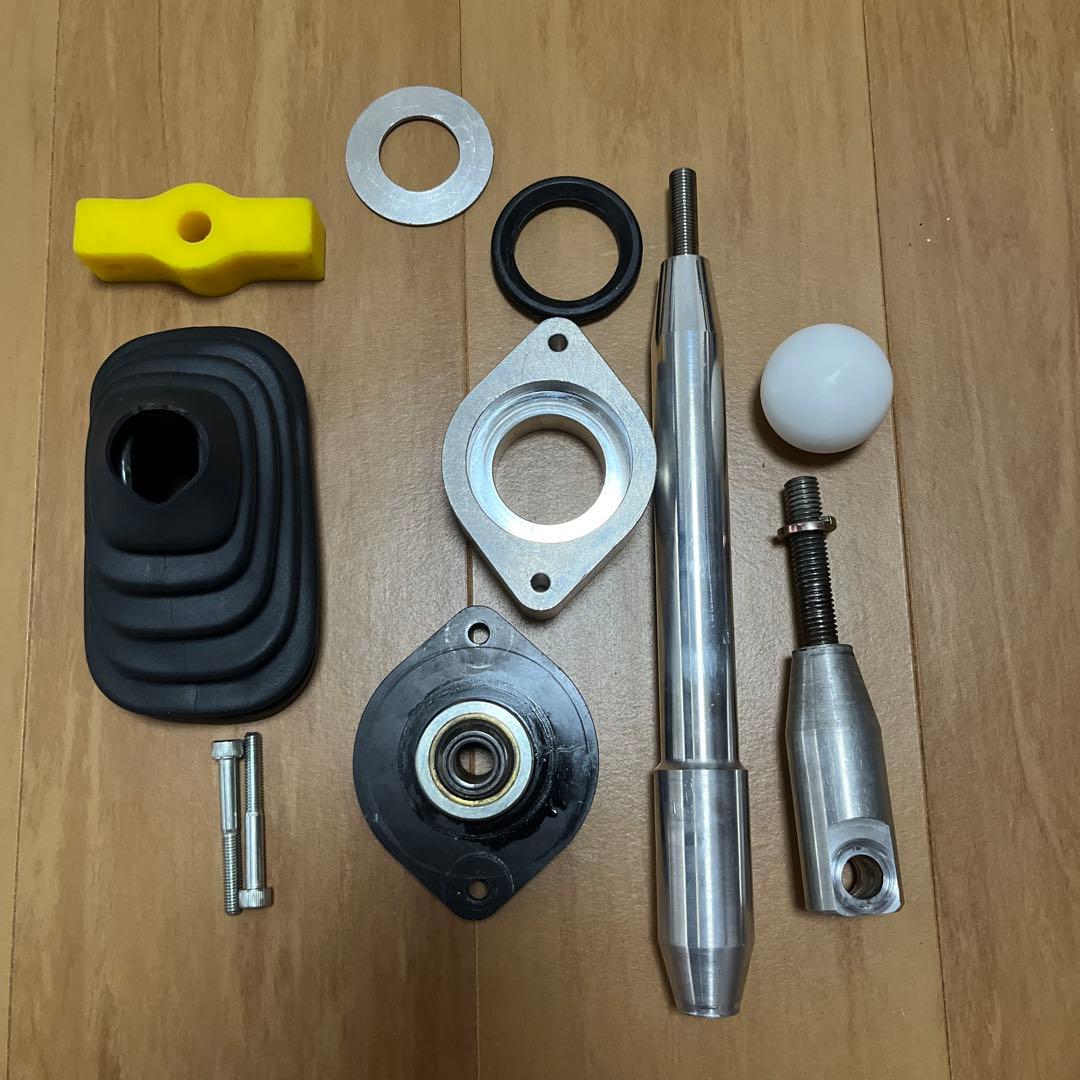 ランチア　デルタ　シフトレバーセット　プレスト製?