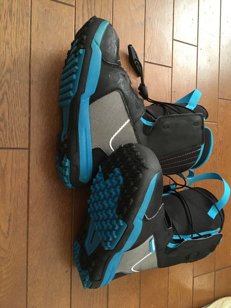 Salomon 子ども用スノーボードブーツ ブラック/ブルー