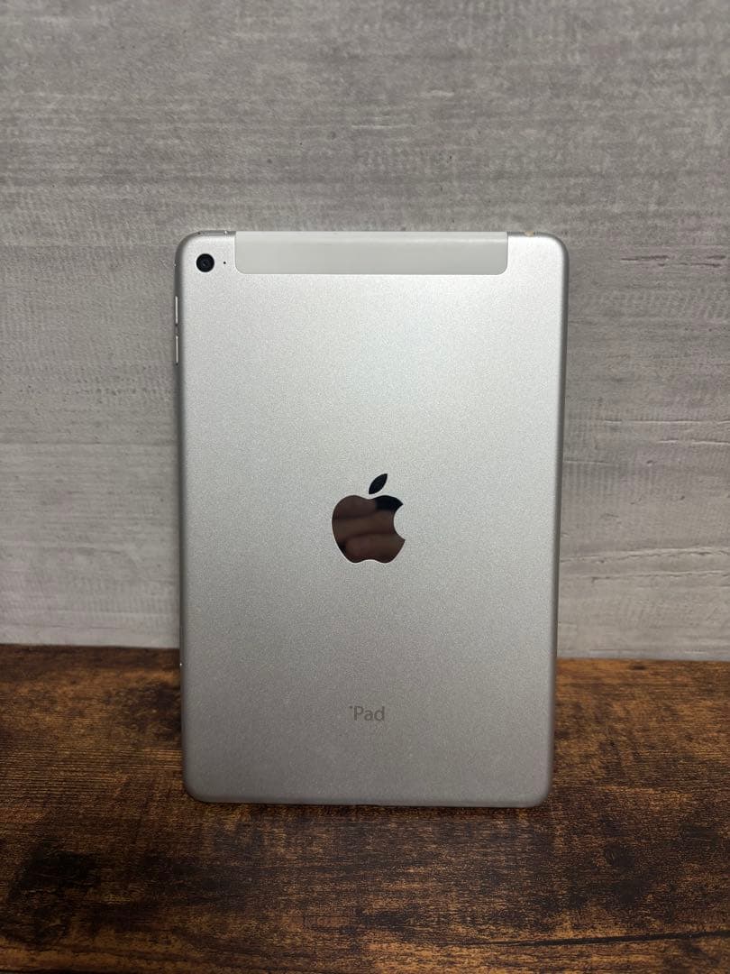 Apple iPad mini シルバー 本体　128GB セルラーモデル
