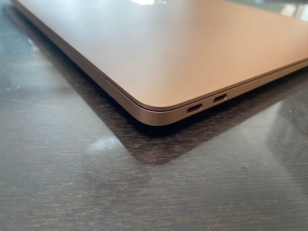 MacBook Air 2020 Intel i3 8GB 256GB ゴールド
