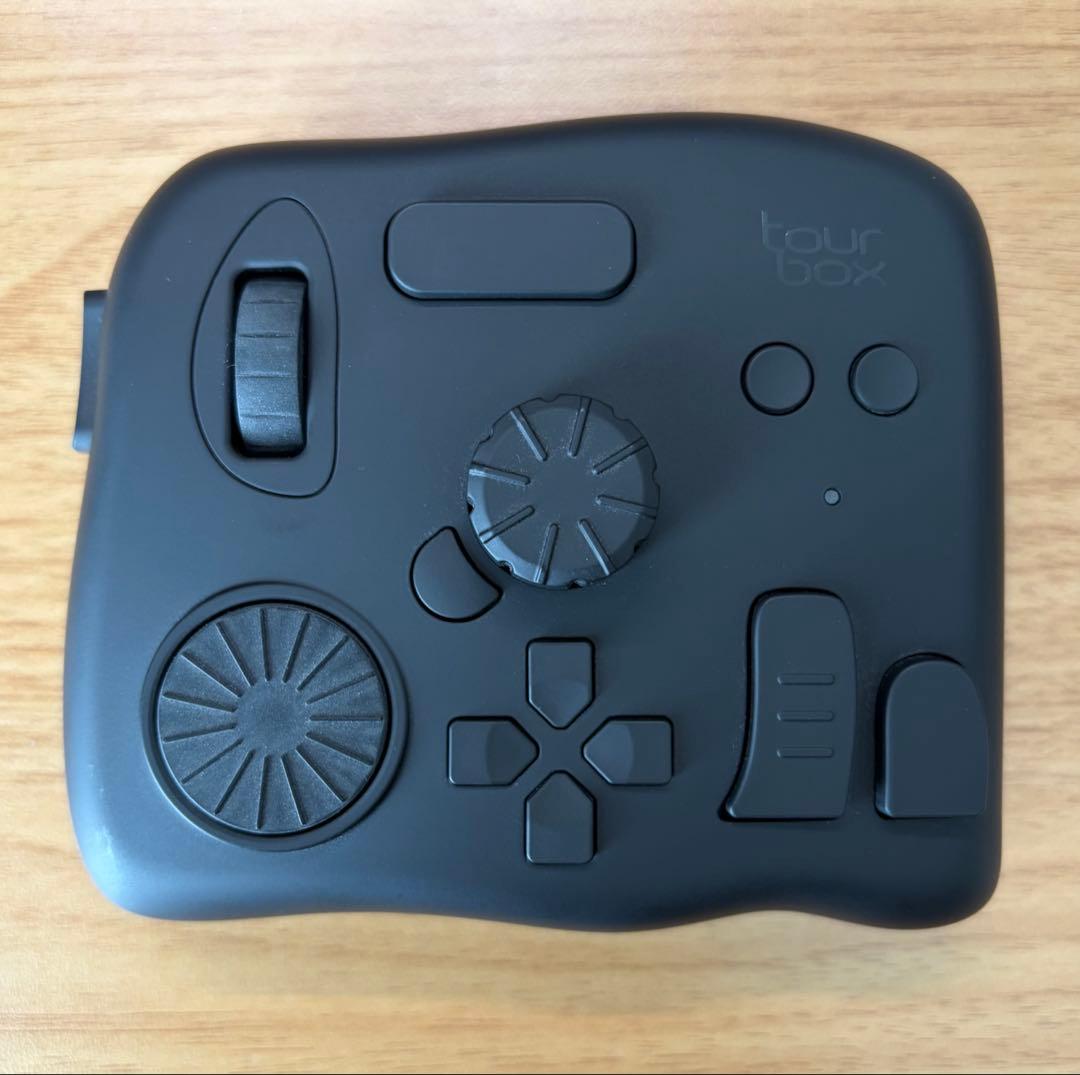 TourBox Elite コントローラー