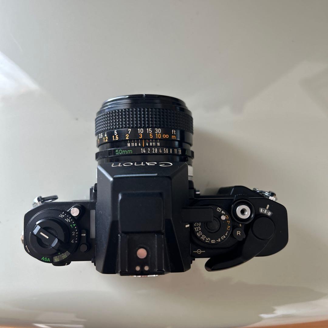 フィルムカメラ Canon new F-1